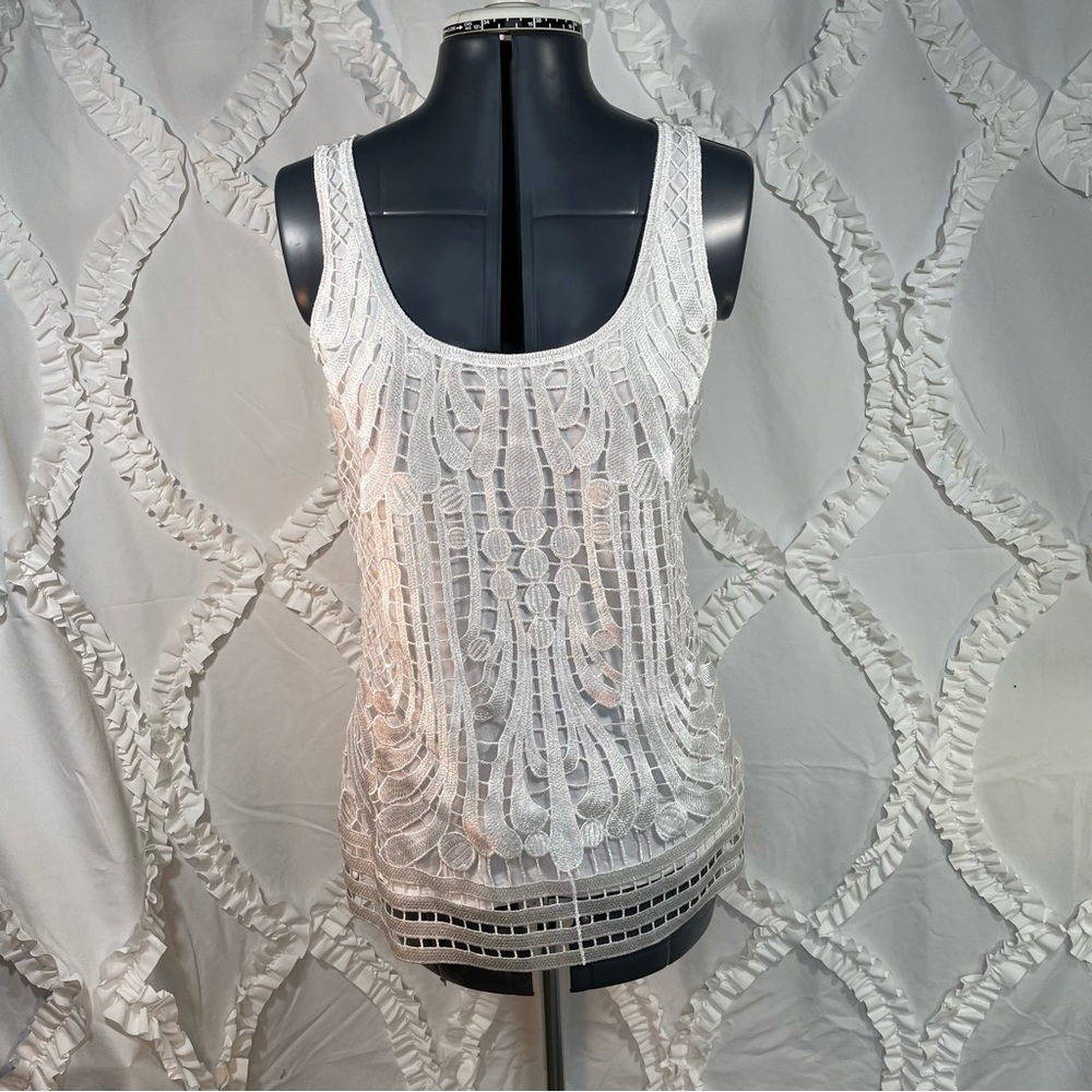 Express lace tank Medium